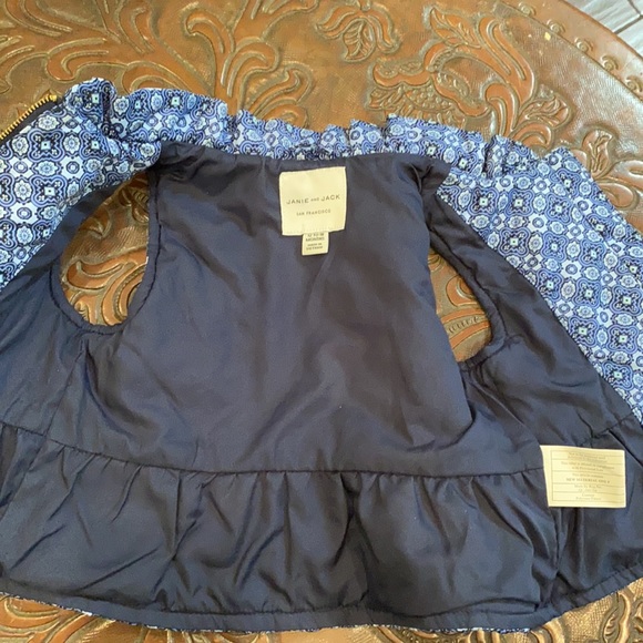 Janie and Jack vest 12-18months - Picture 4 of 4